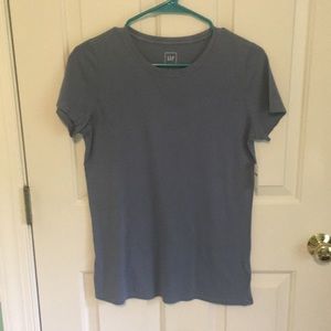 NEW WITH TAG- Gap women’s blue tee